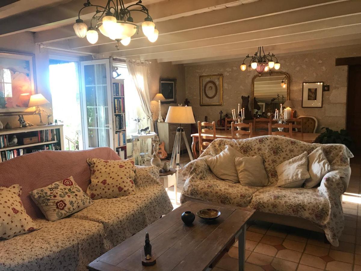 Bed and Breakfast Le Peyrail Les Lèves-et-Thoumeyragues Esterno foto